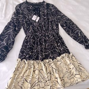 Laundry by Shelli Segal Long Sleeve Dress